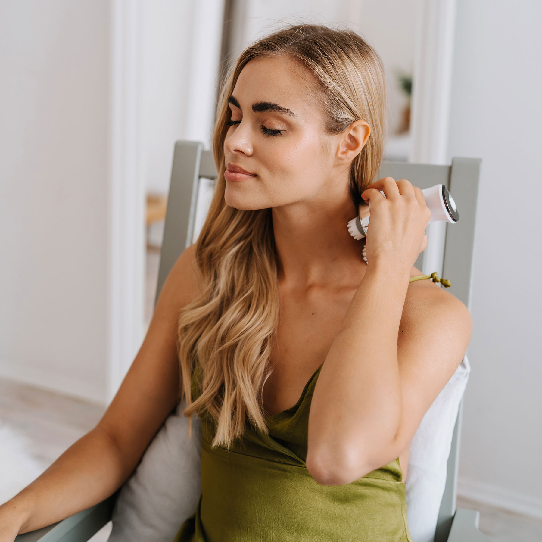 Medivon Kitty – Rollender Kopfhautmassager, Kopfmassagegerät, Elektrisches Handmassagegerät – Bild 9